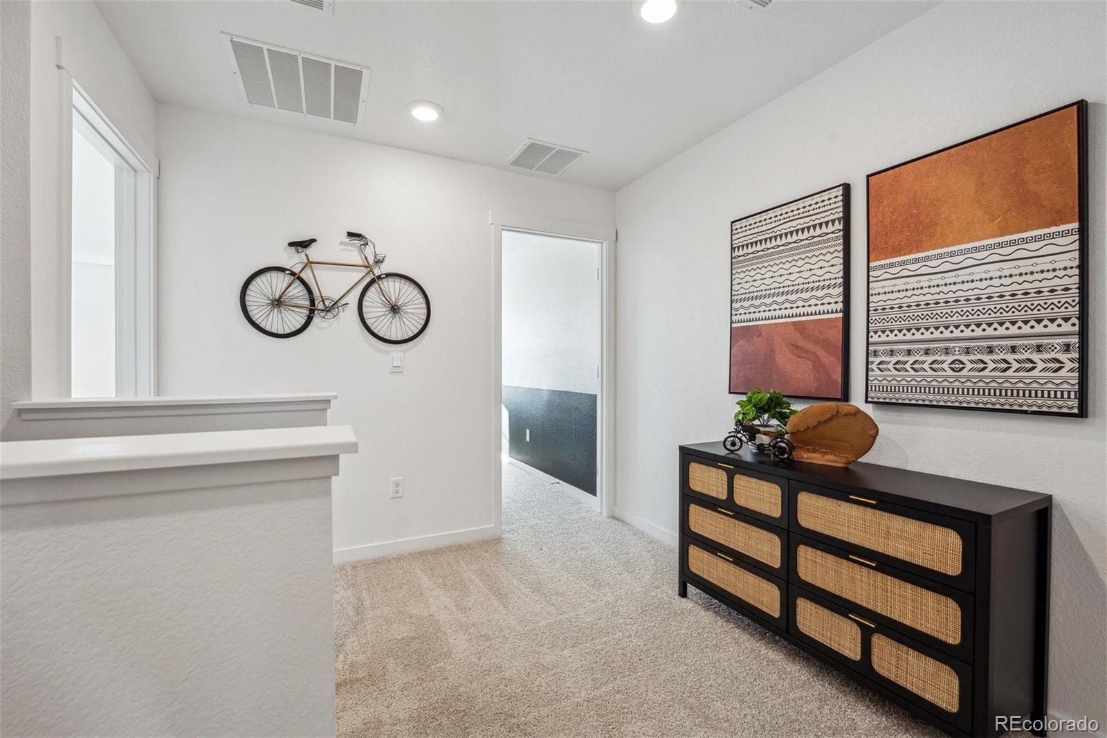 MLS Image #14 for 932  logan peak way,berthoud, Colorado