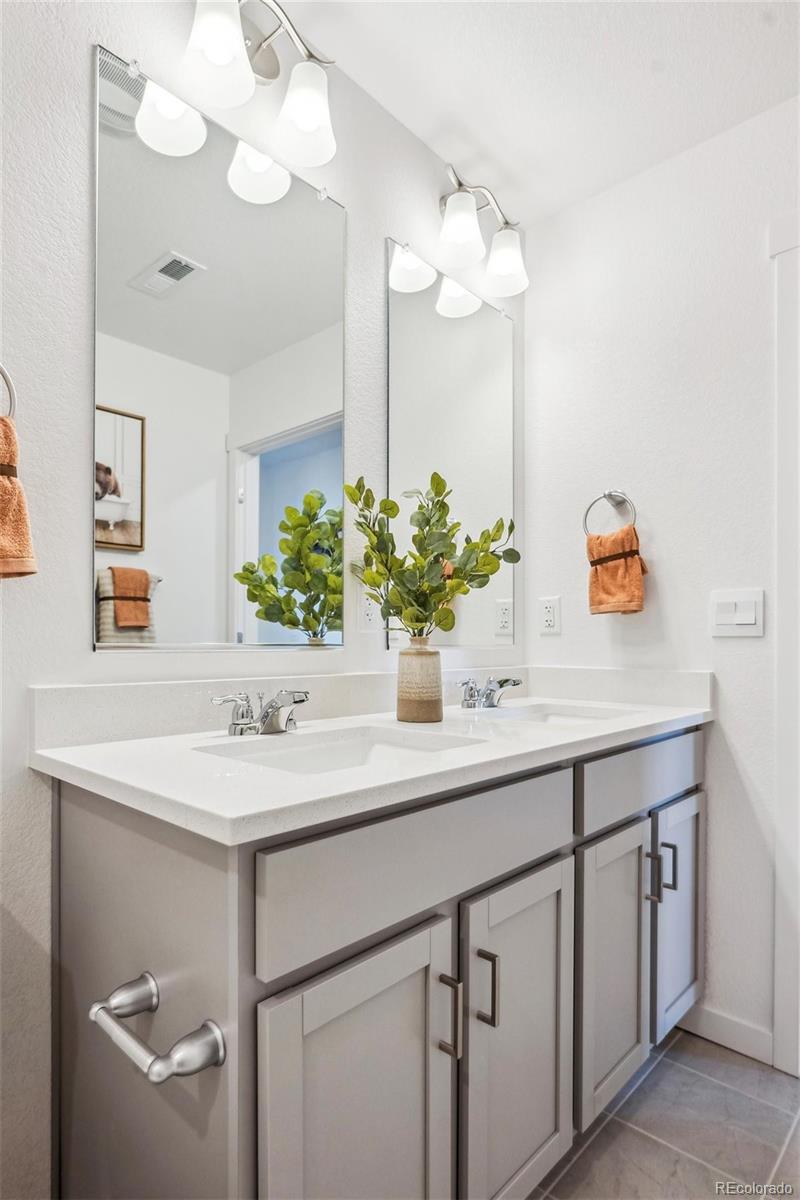 MLS Image #17 for 932  logan peak way,berthoud, Colorado
