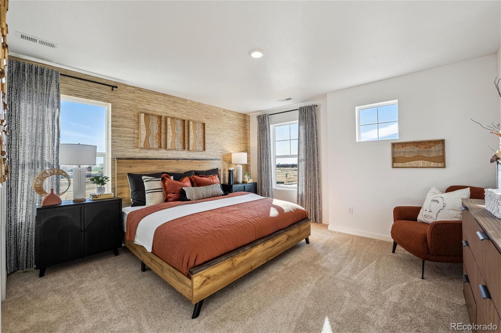 MLS Image #21 for 932  logan peak way,berthoud, Colorado