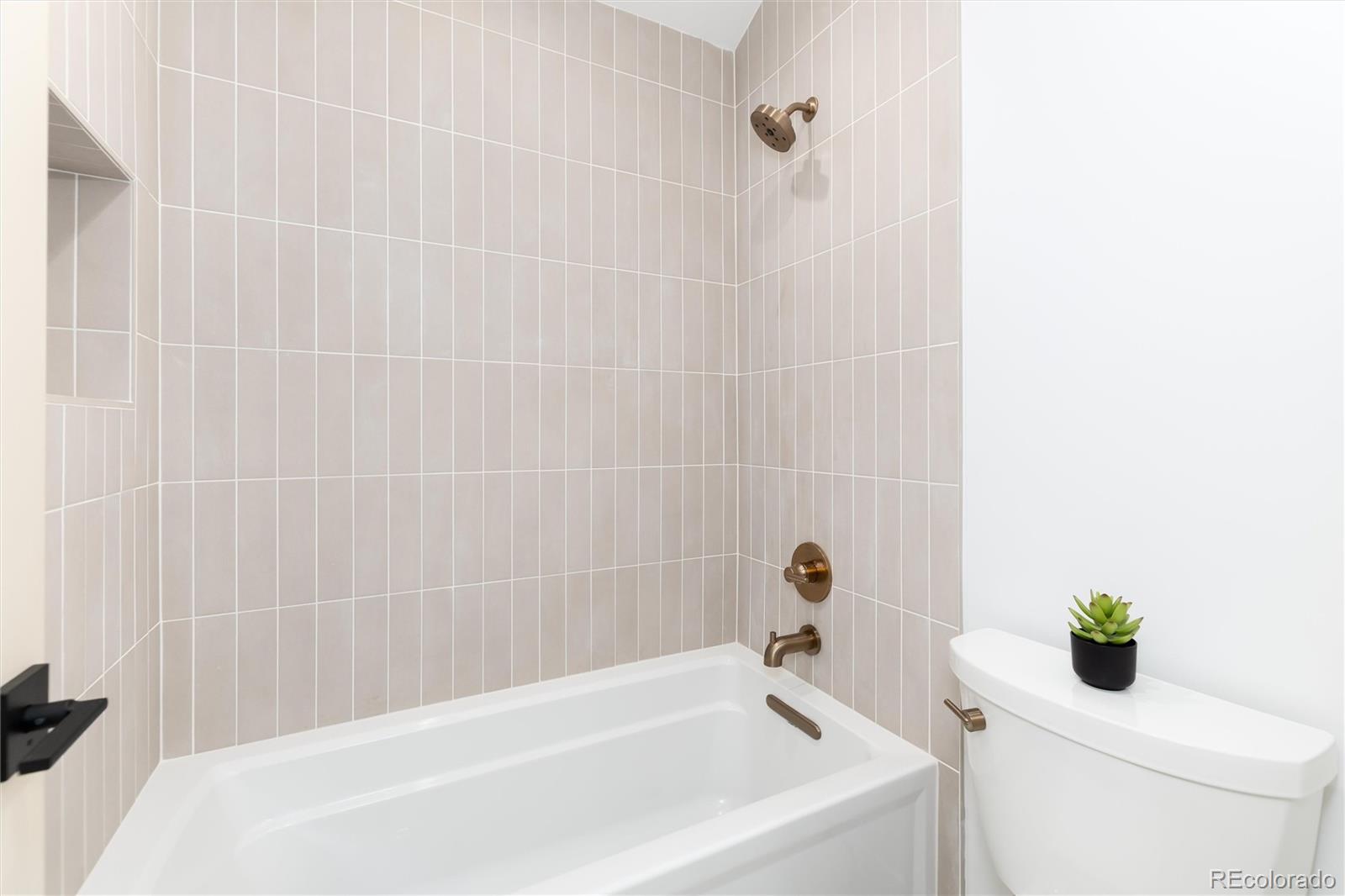 MLS Image #37 for 1781 s marion street,denver, Colorado