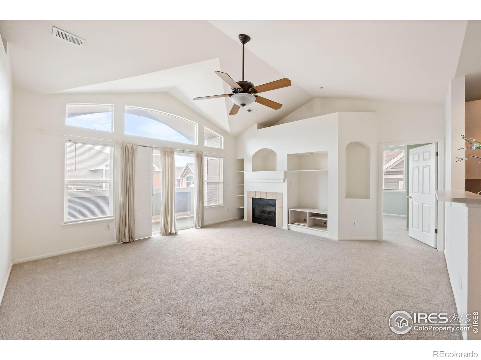 MLS Image #11 for 14211 e 1st drive 308,aurora, Colorado