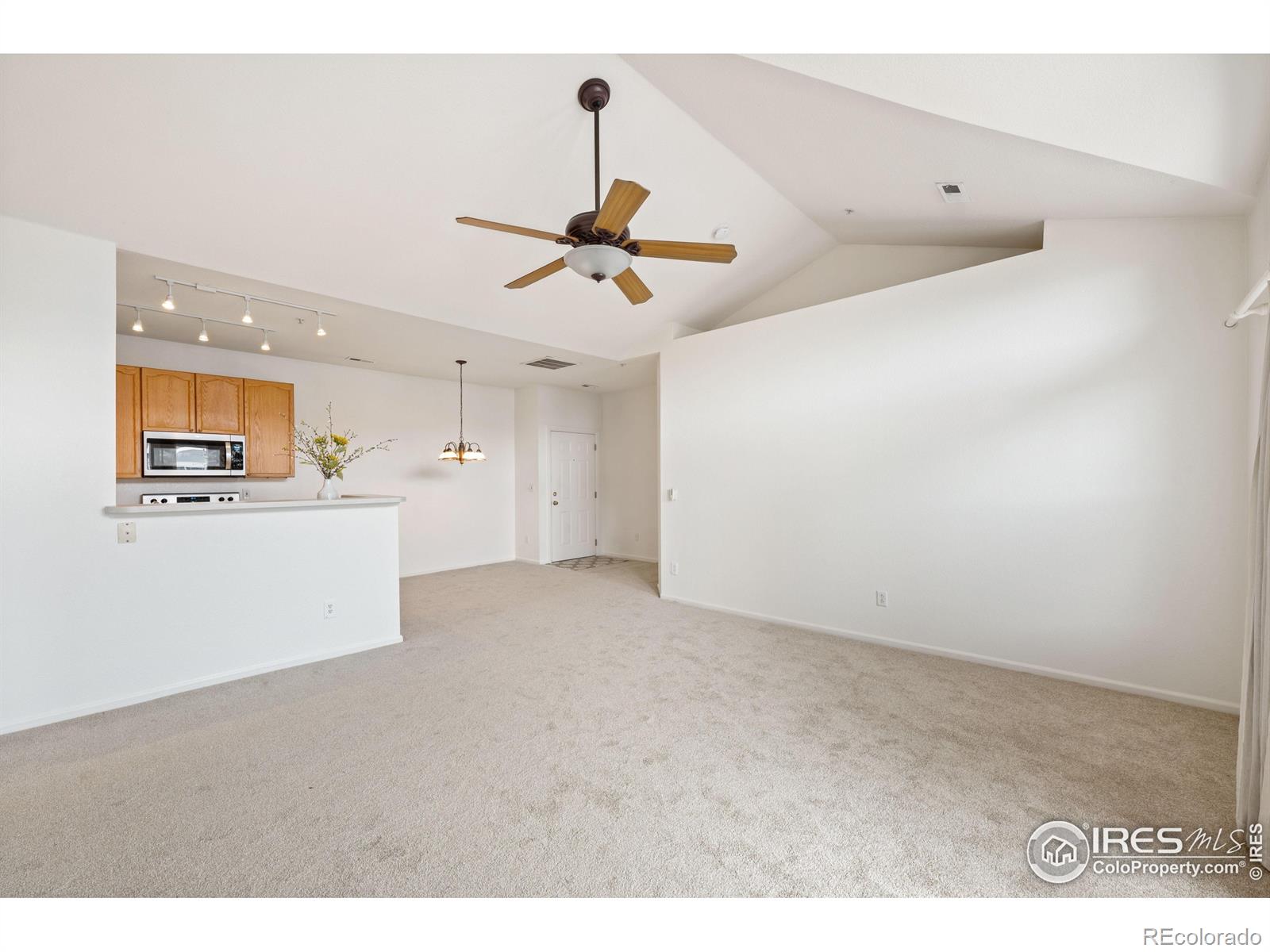 MLS Image #12 for 14211 e 1st drive 308,aurora, Colorado