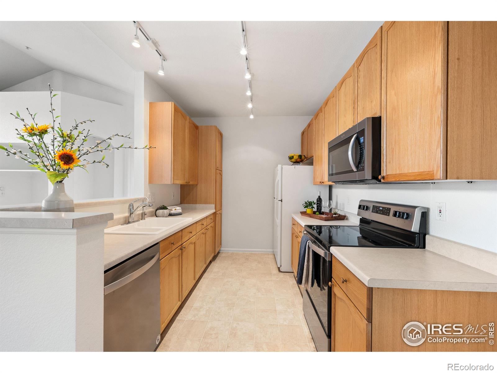 MLS Image #6 for 14211 e 1st drive 308,aurora, Colorado