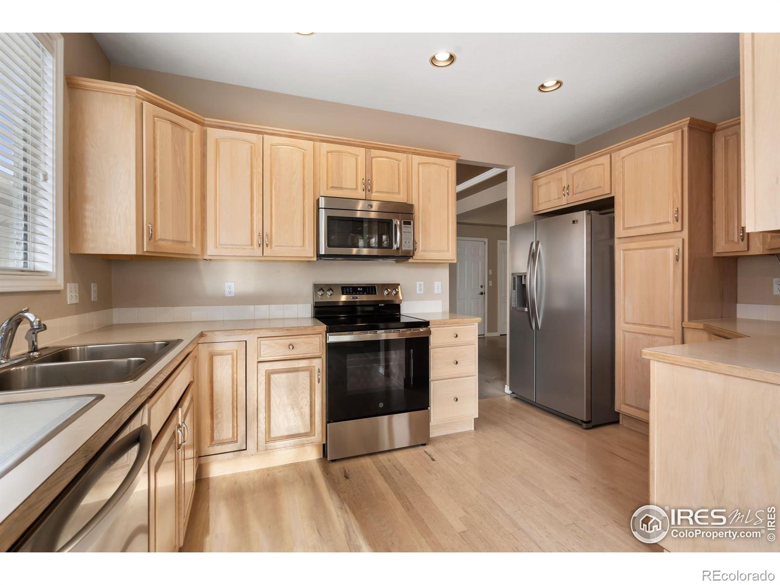 MLS Image #5 for 950  southridge greens boulevard,fort collins, Colorado