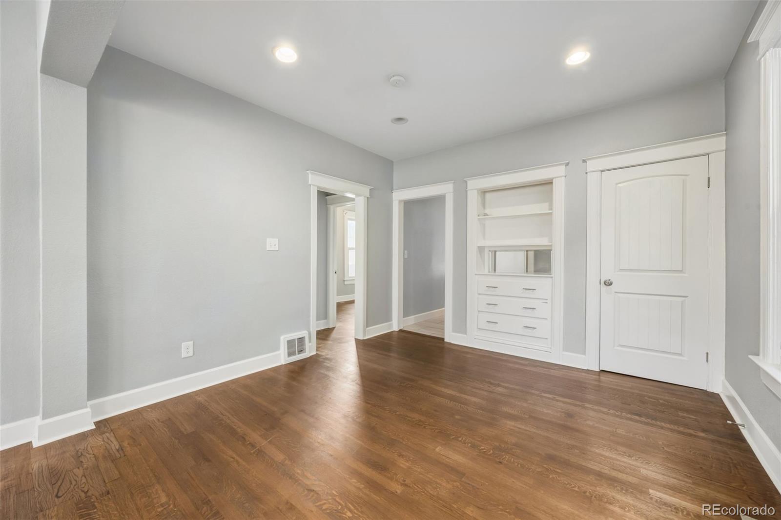 MLS Image #11 for 2128  federal boulevard,denver, Colorado