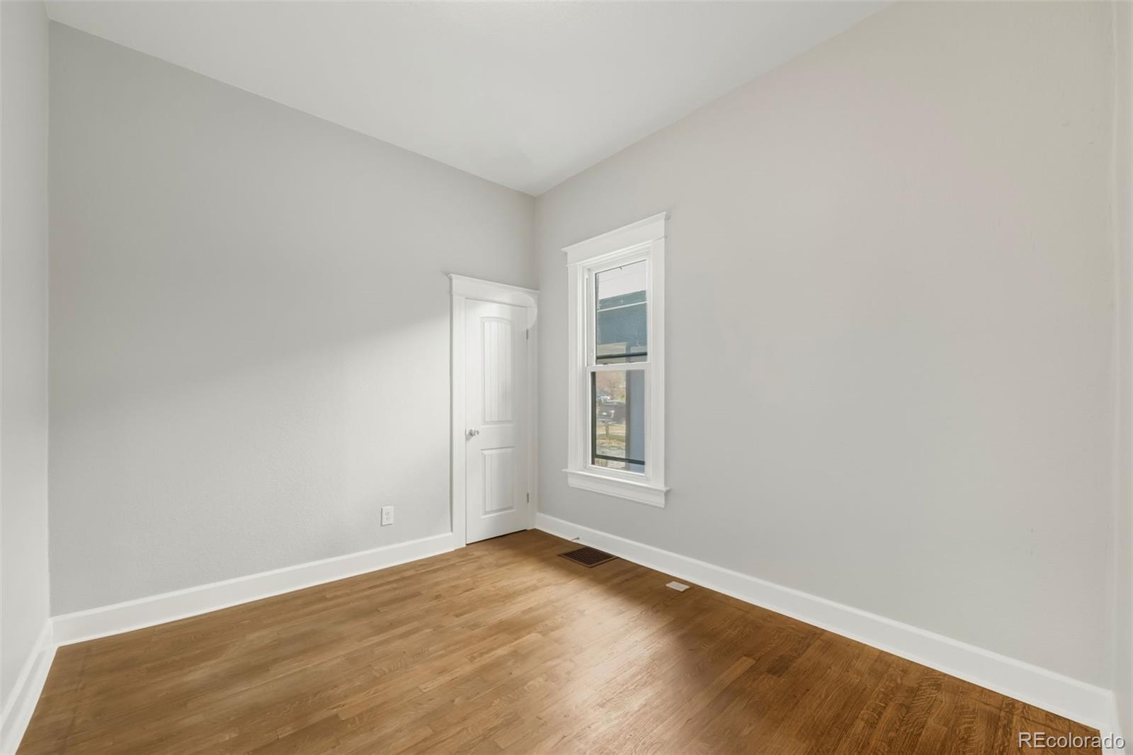 MLS Image #12 for 2128  federal boulevard,denver, Colorado