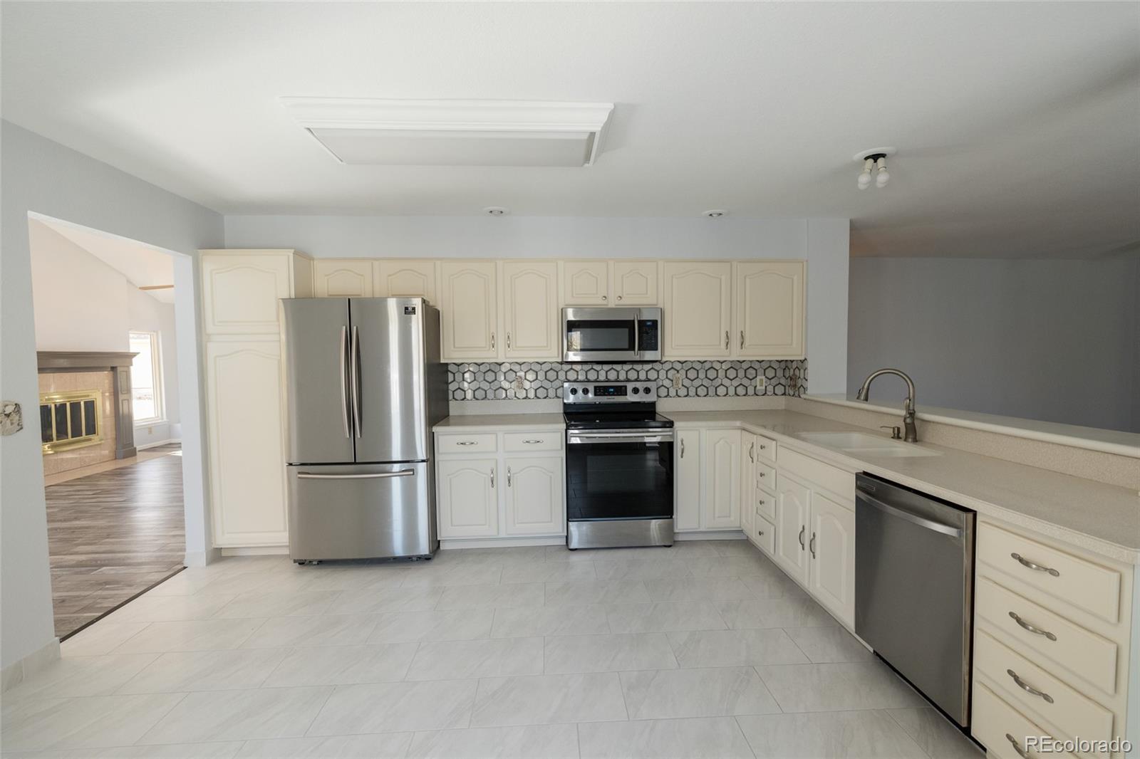 MLS Image #31 for 6021 w warren court,lakewood, Colorado