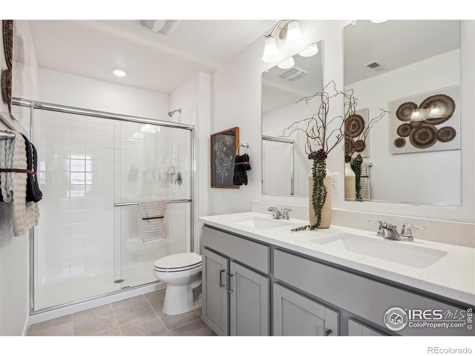 MLS Image #22 for 932  logan peak way,berthoud, Colorado