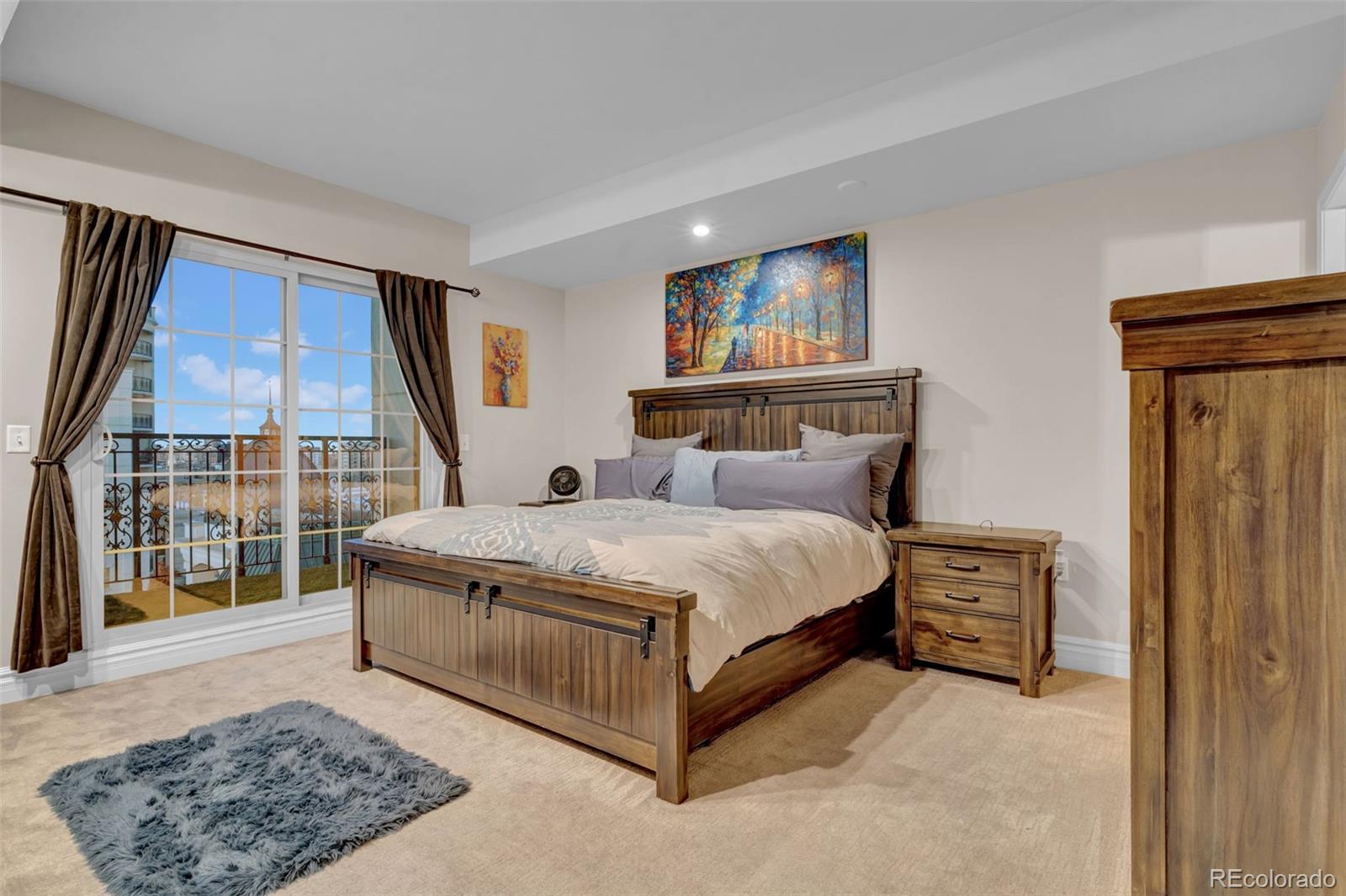 MLS Image #16 for 925 n lincoln street 9d,denver, Colorado