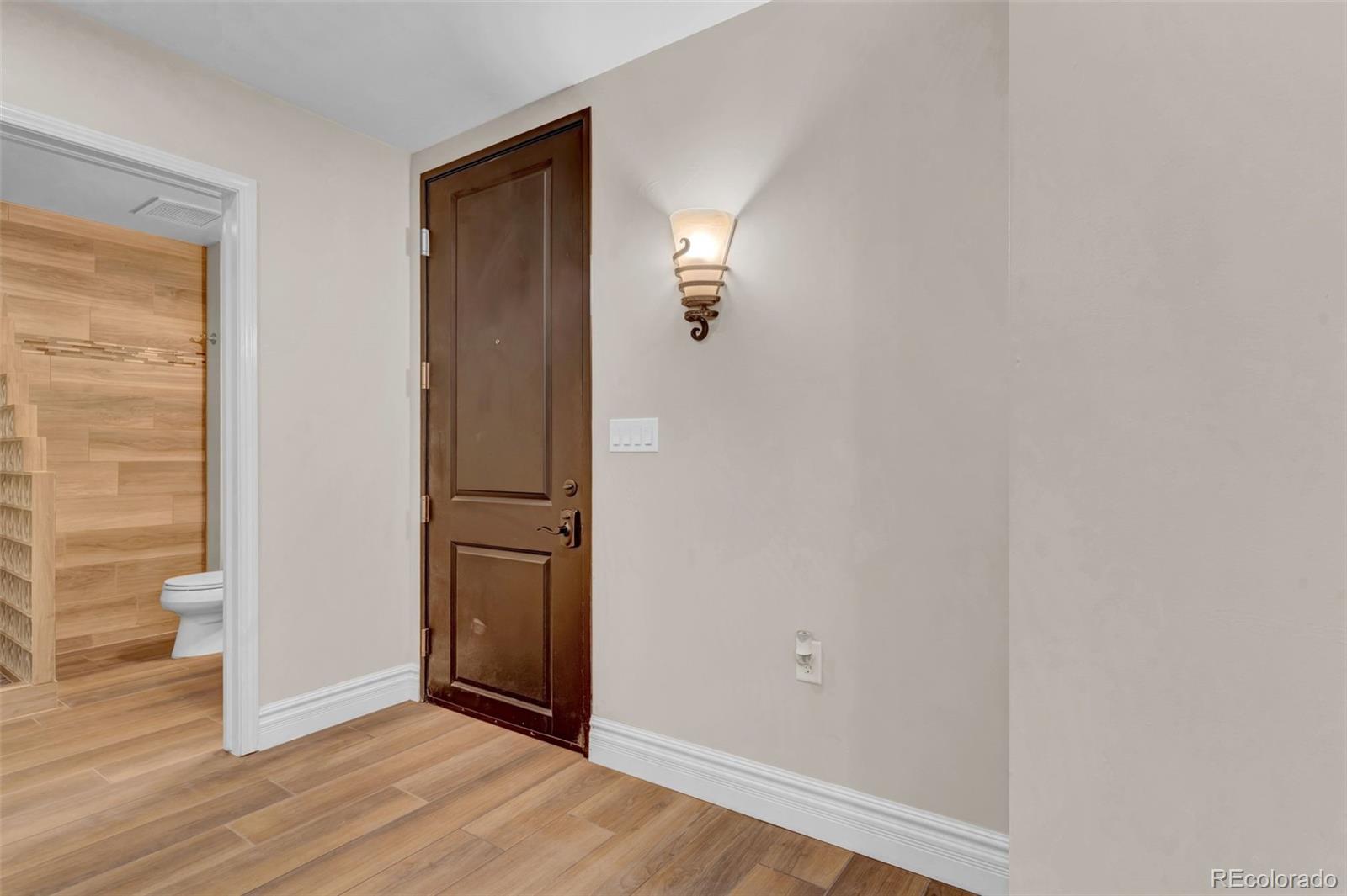 MLS Image #8 for 925 n lincoln street 9d,denver, Colorado