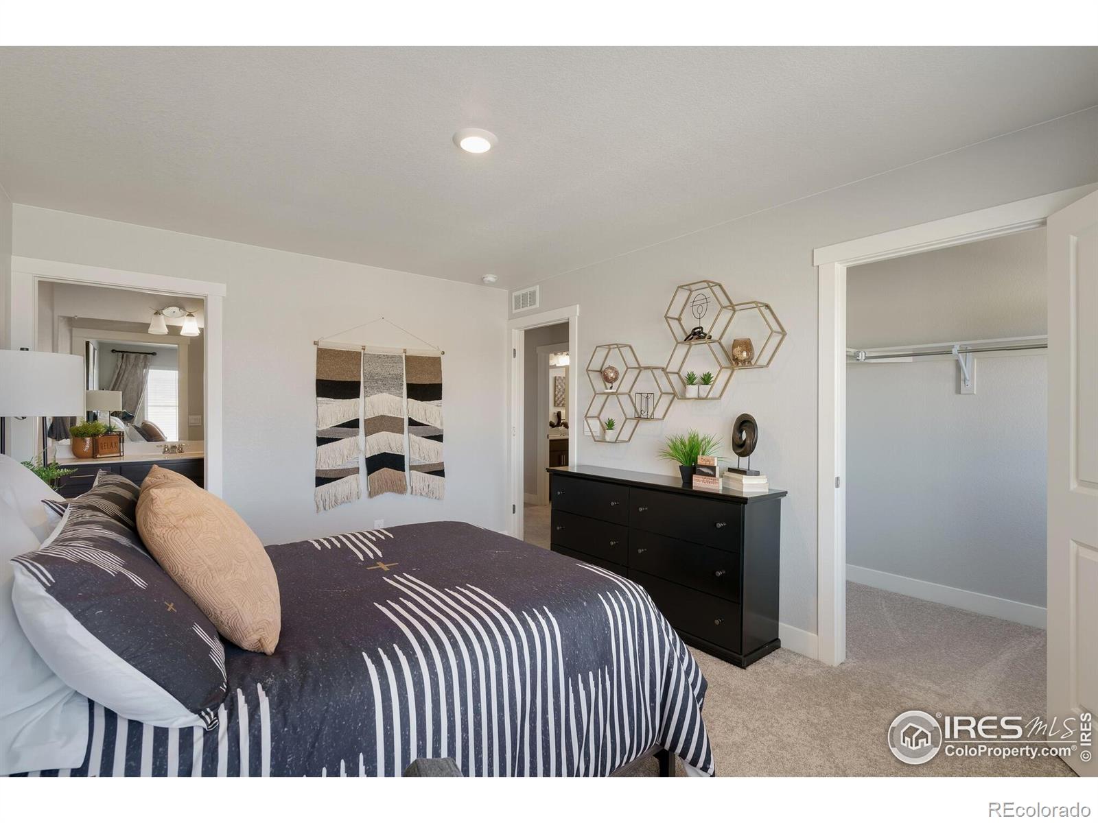 MLS Image #26 for 1908  chaffee crest drive,berthoud, Colorado