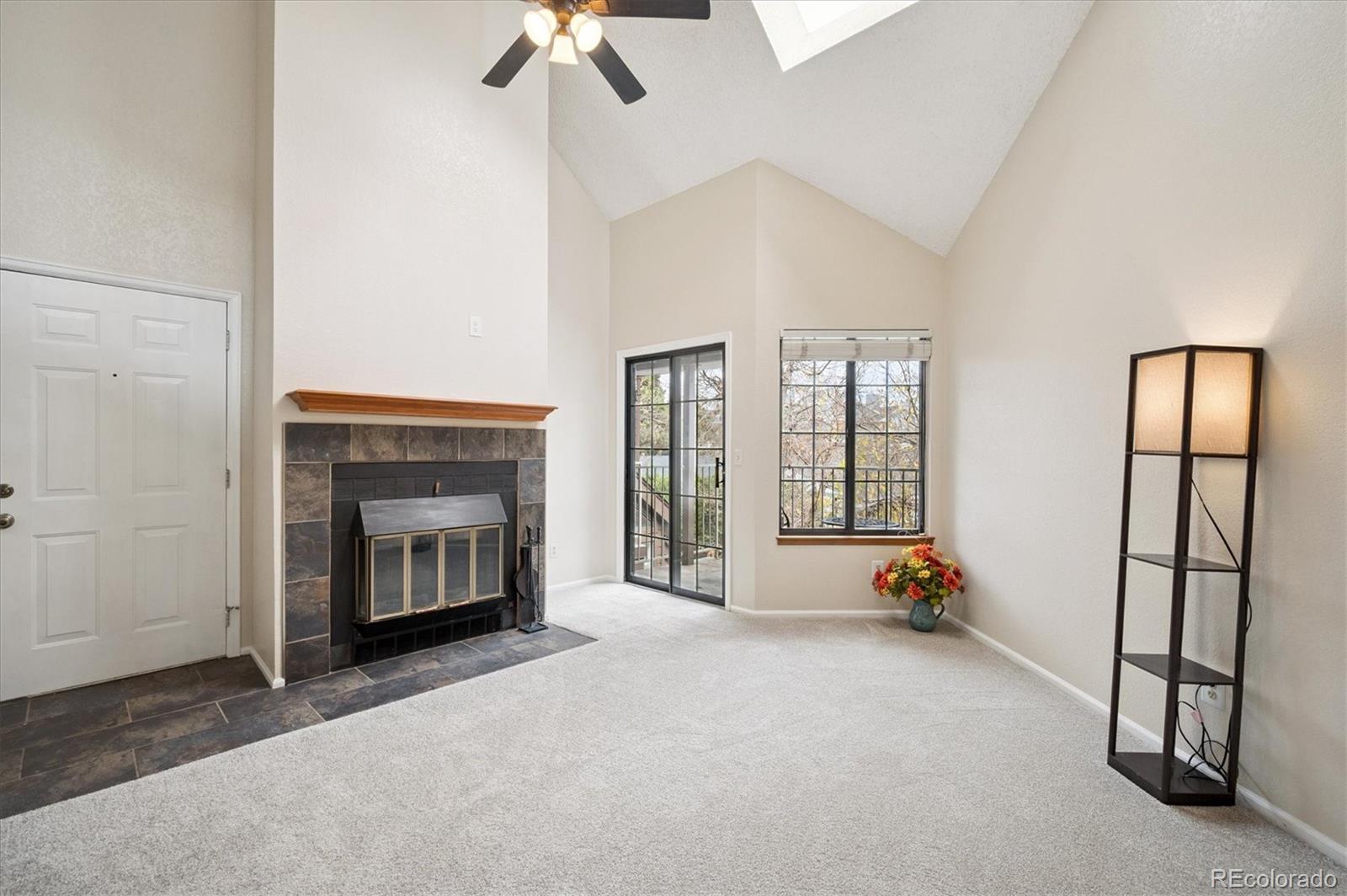 MLS Image #5 for 822 s vance street c,lakewood, Colorado