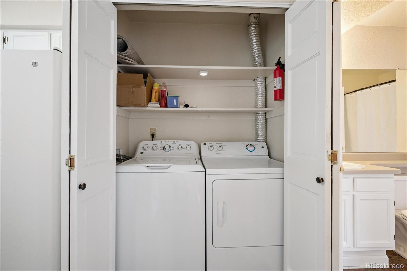 MLS Image #9 for 822 s vance street c,lakewood, Colorado