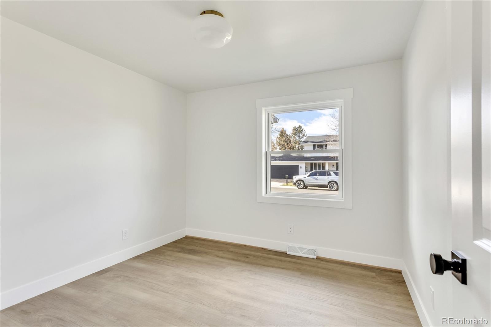 MLS Image #12 for 7652 s gallup court,littleton, Colorado