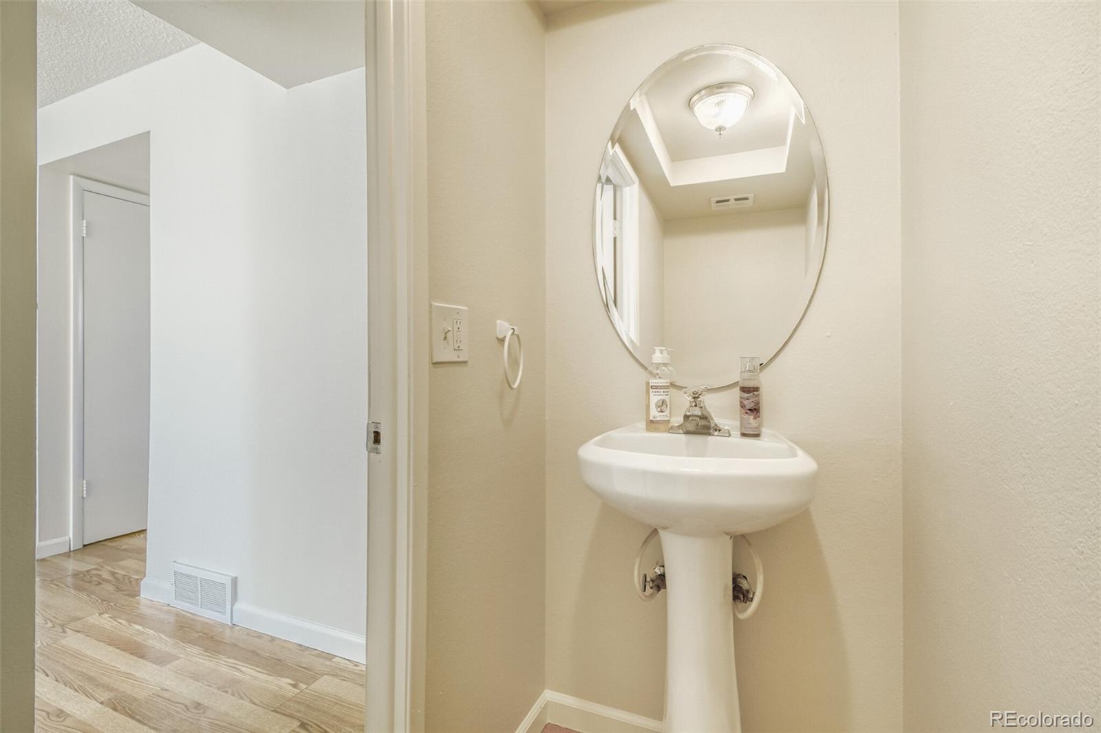 MLS Image #13 for 12646 w virginia avenue,lakewood, Colorado