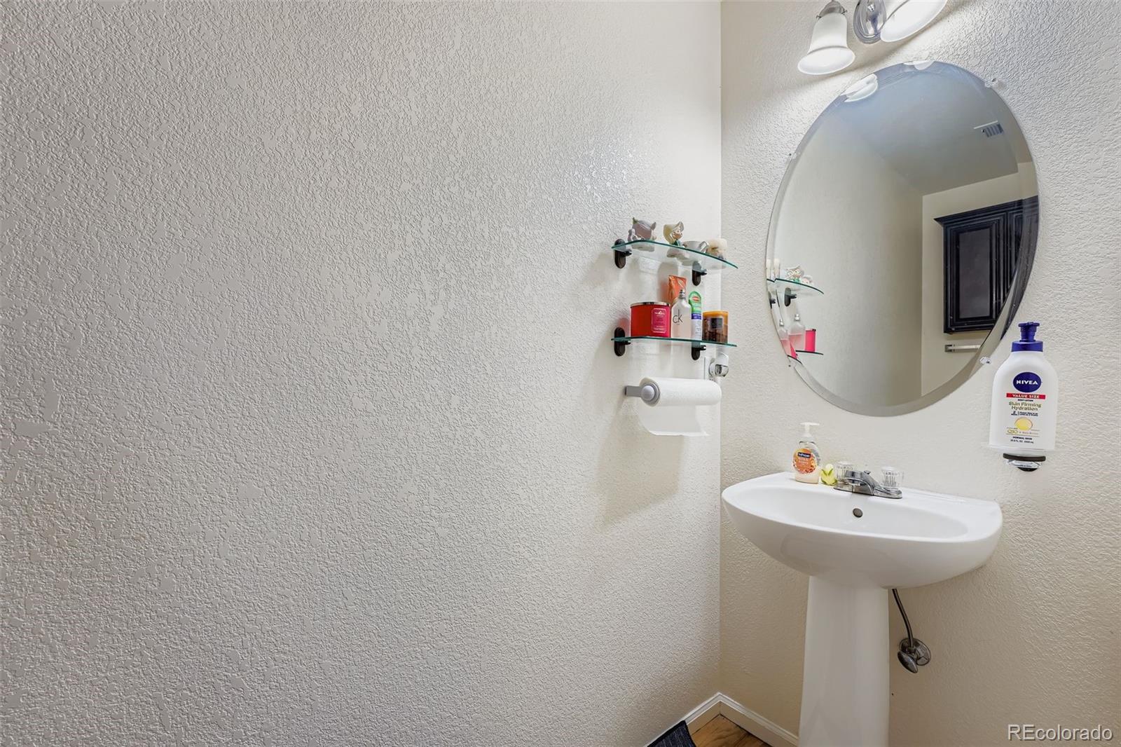 MLS Image #13 for 2743 s waco way,aurora, Colorado