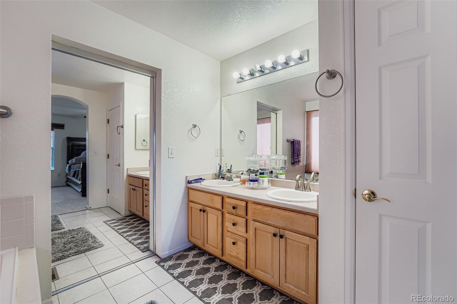 MLS Image #18 for 2743 s waco way,aurora, Colorado