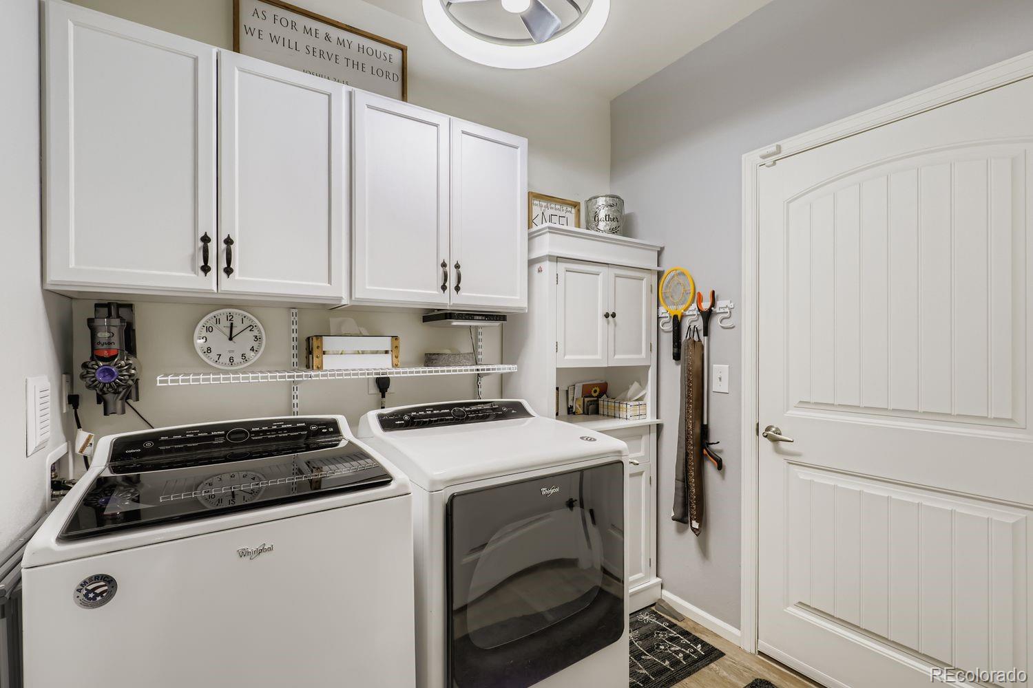 MLS Image #18 for 19601 e 53rd avenue,denver, Colorado