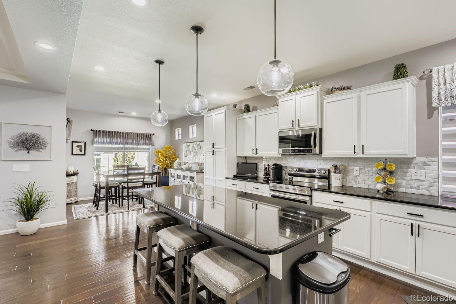 MLS Image #4 for 19601 e 53rd avenue,denver, Colorado