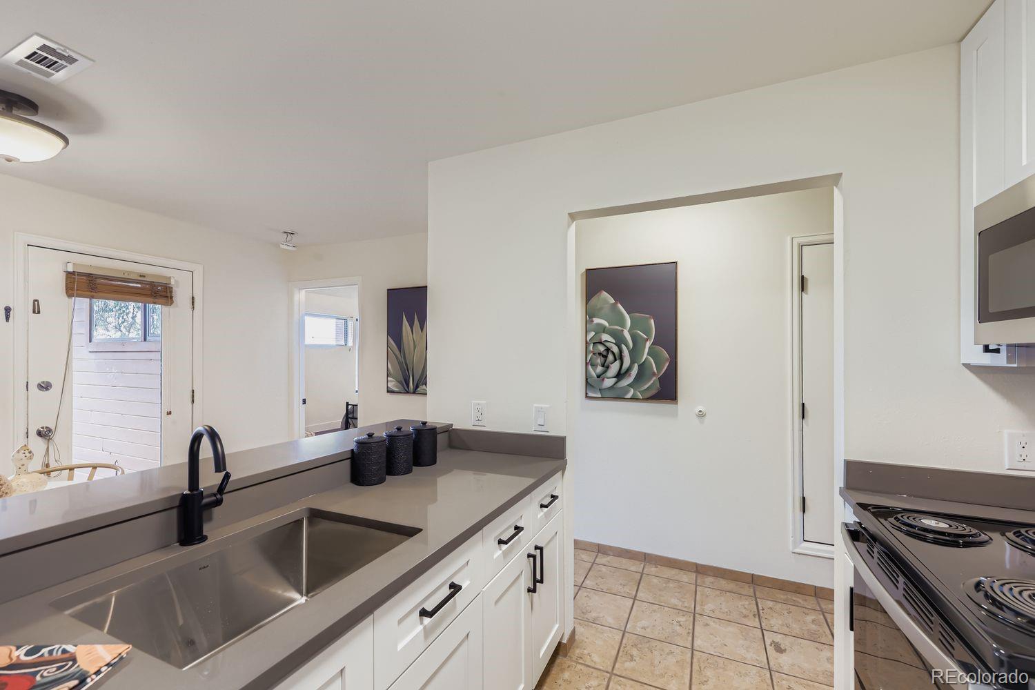MLS Image #5 for 8910  fox drive 7,thornton, Colorado
