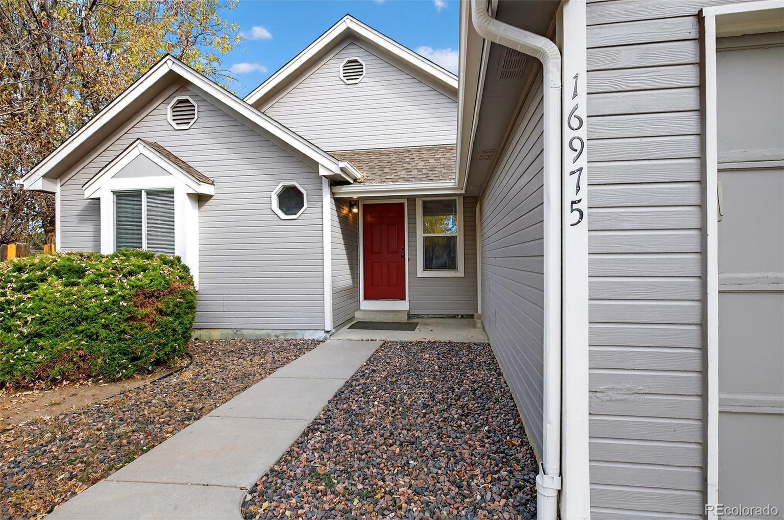 MLS Image #3 for 16975 e temple place,aurora, Colorado