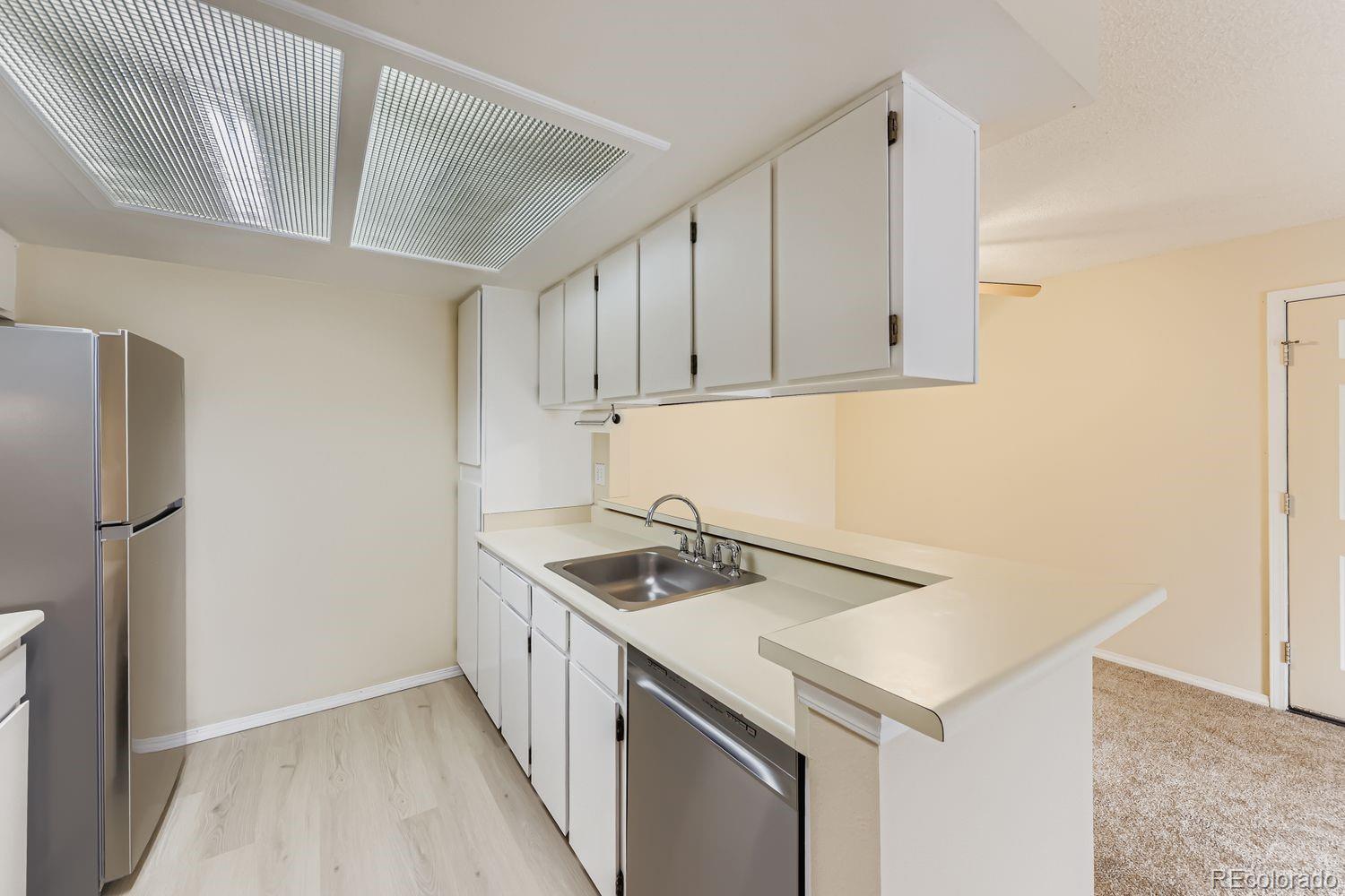 MLS Image #7 for 7710 w 87th drive d,arvada, Colorado
