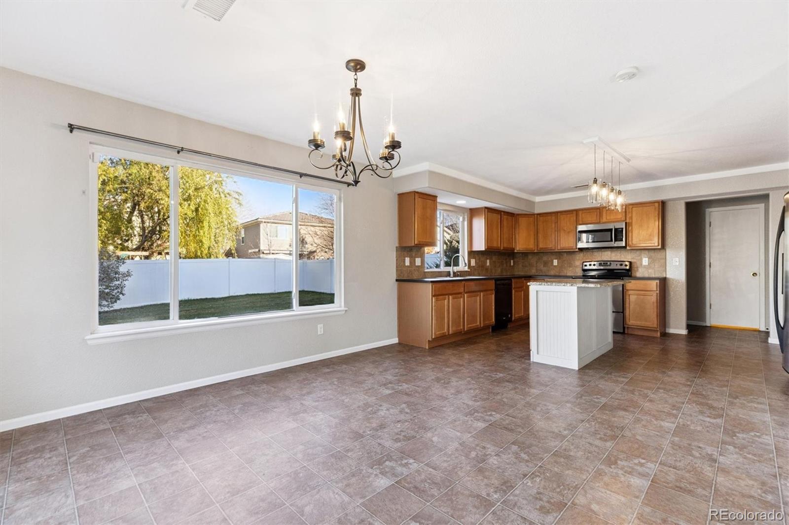 MLS Image #6 for 5290  argonne street,denver, Colorado