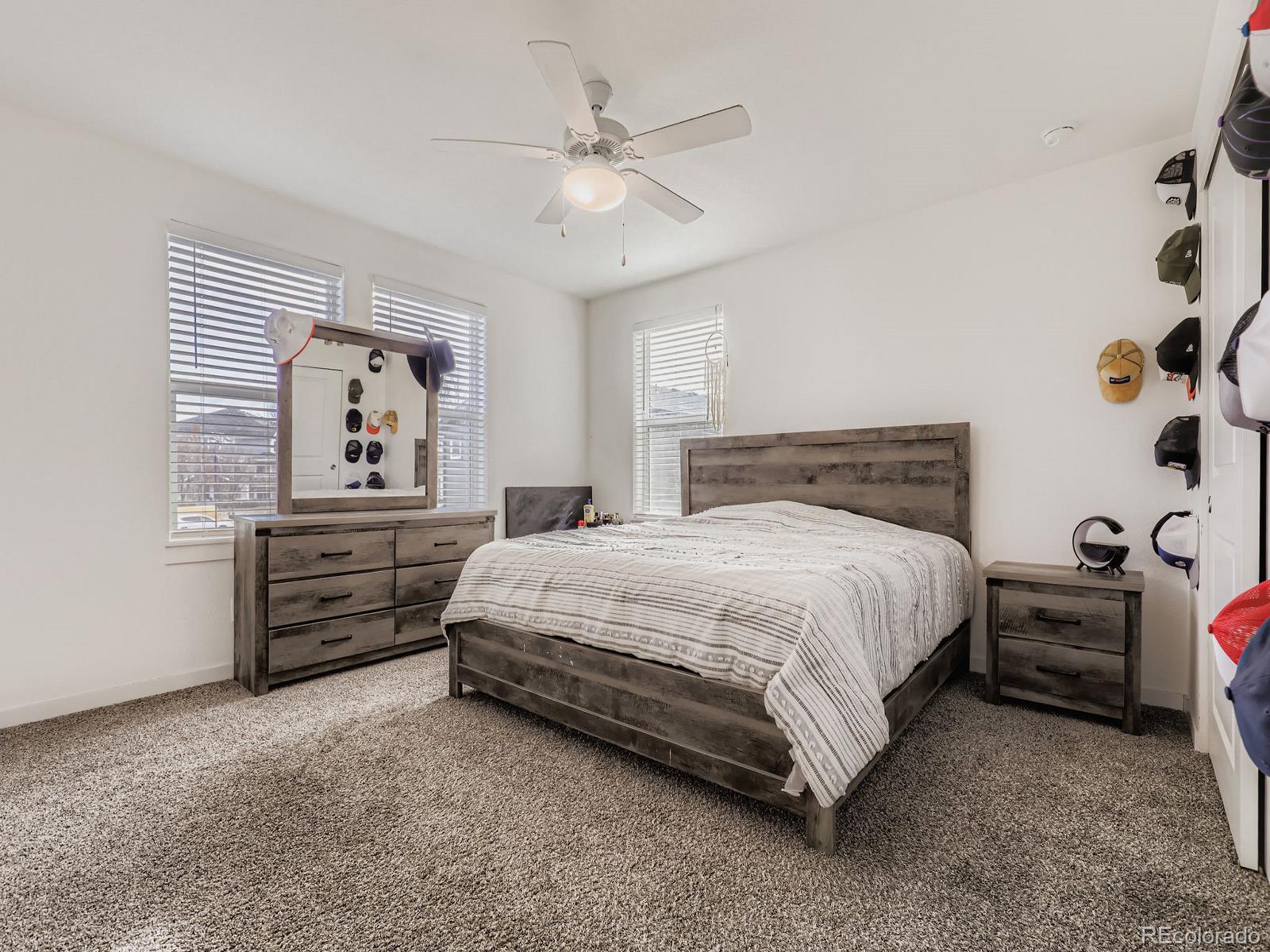 MLS Image #9 for 16090 e 53rd avenue,denver, Colorado