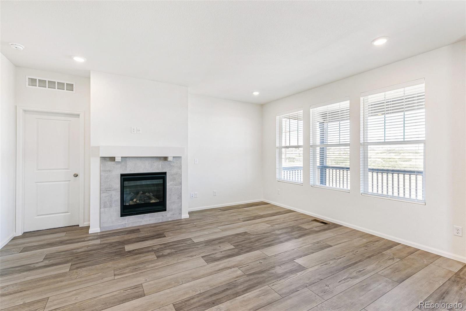 MLS Image #7 for 2098  peachleaf loop,castle rock, Colorado