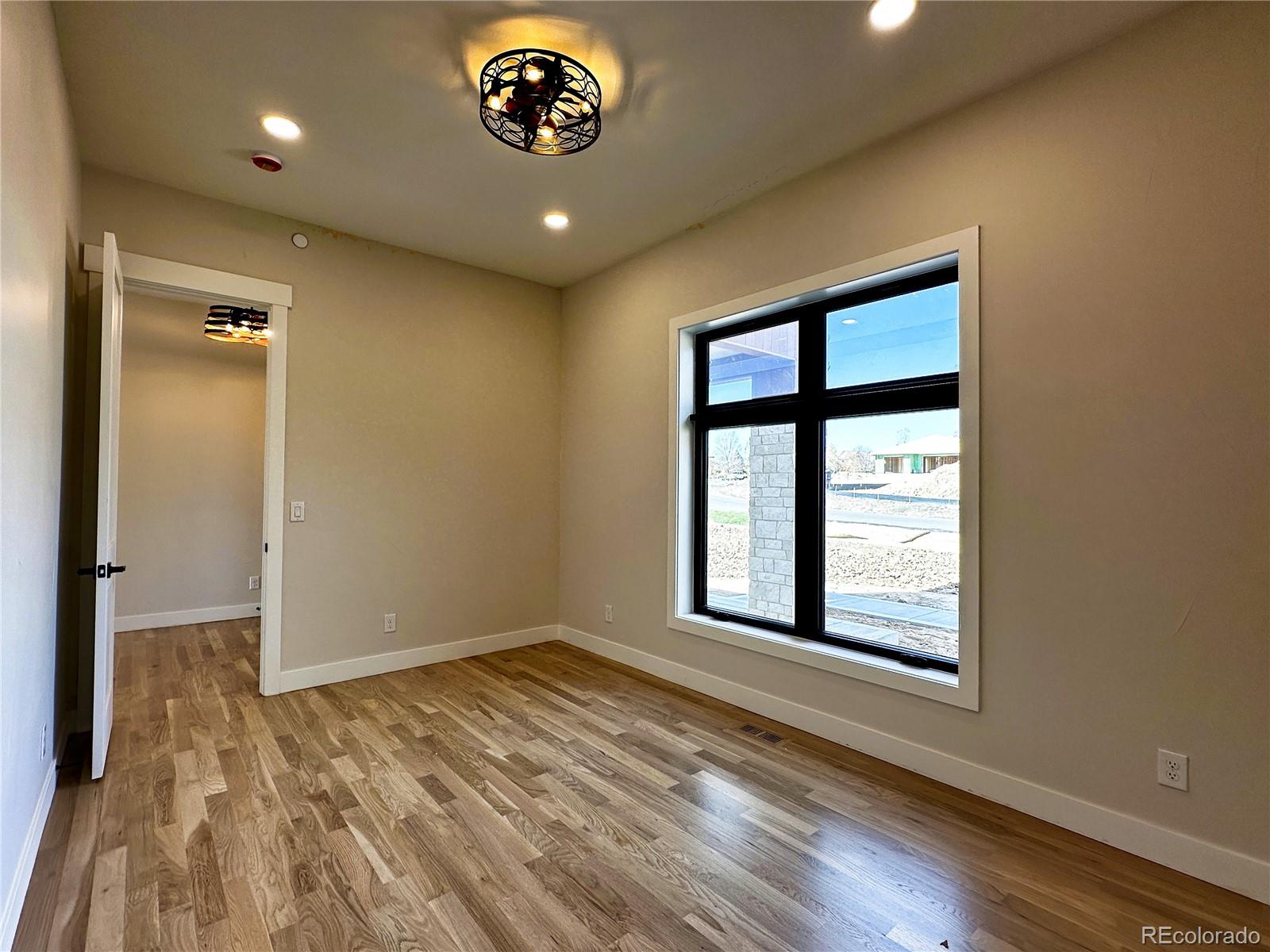 MLS Image #4 for 12967  woodridge drive,longmont, Colorado