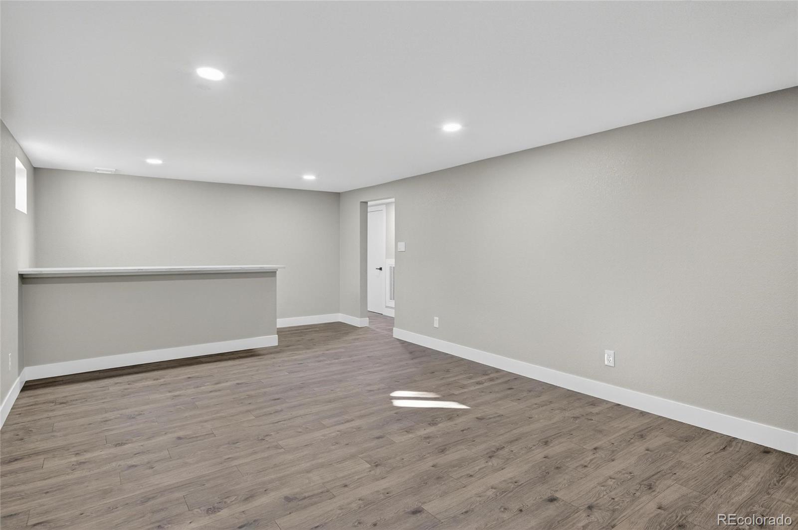 MLS Image #14 for 8329 e kenyon avenue,denver, Colorado