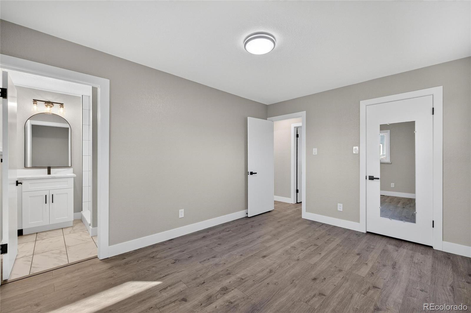 MLS Image #5 for 8329 e kenyon avenue,denver, Colorado