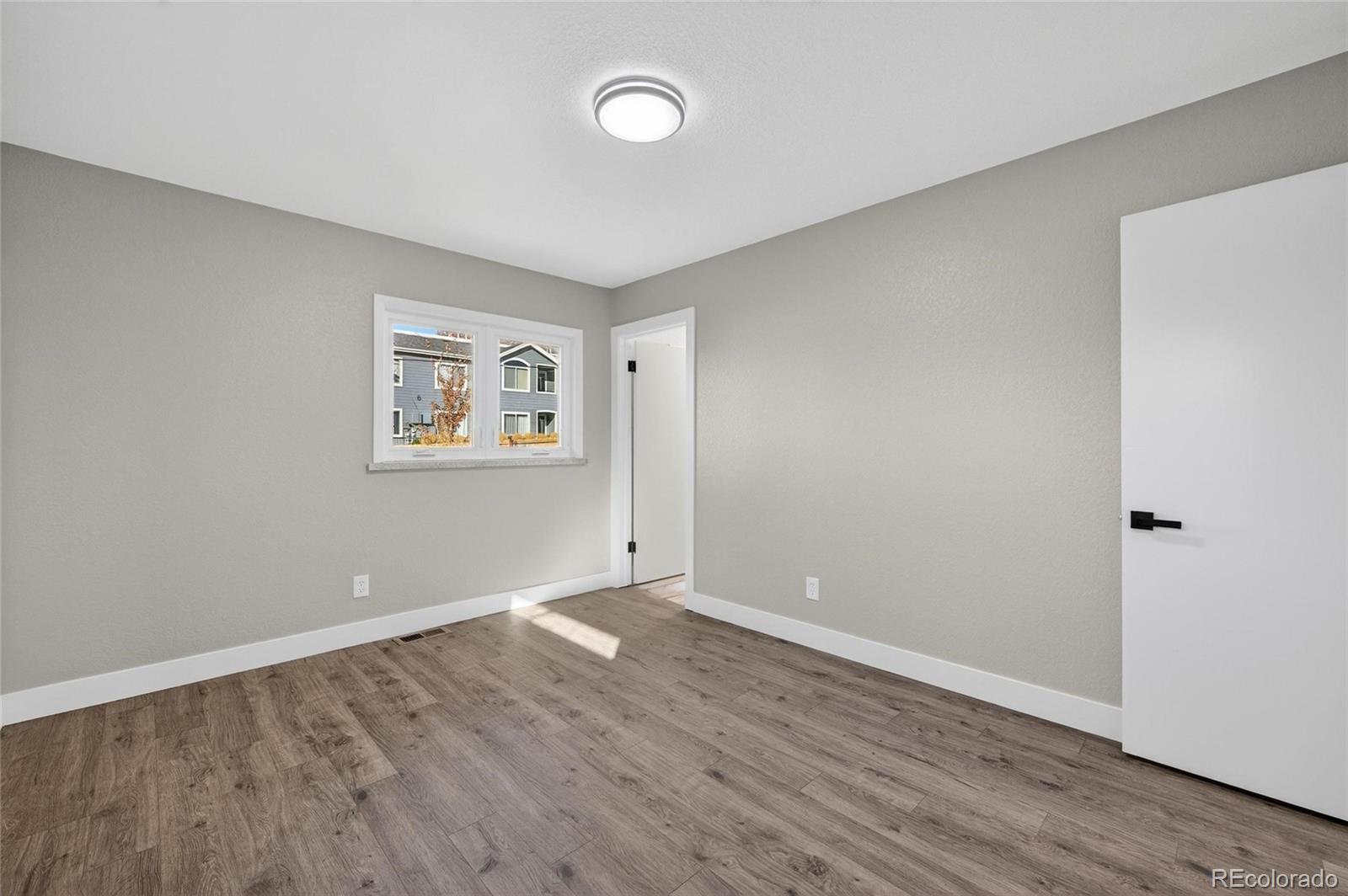 MLS Image #7 for 8329 e kenyon avenue,denver, Colorado