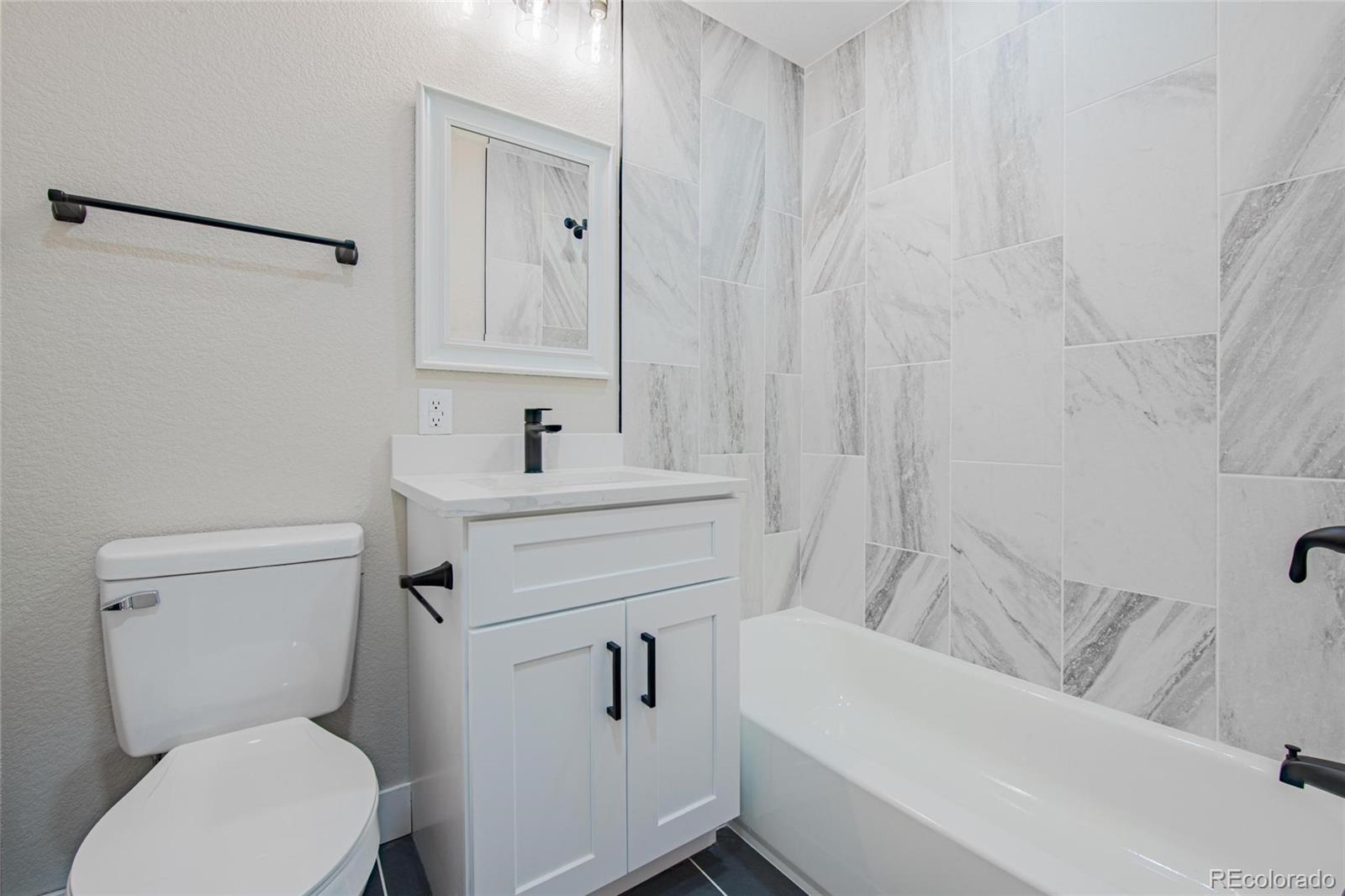 MLS Image #8 for 8329 e kenyon avenue,denver, Colorado