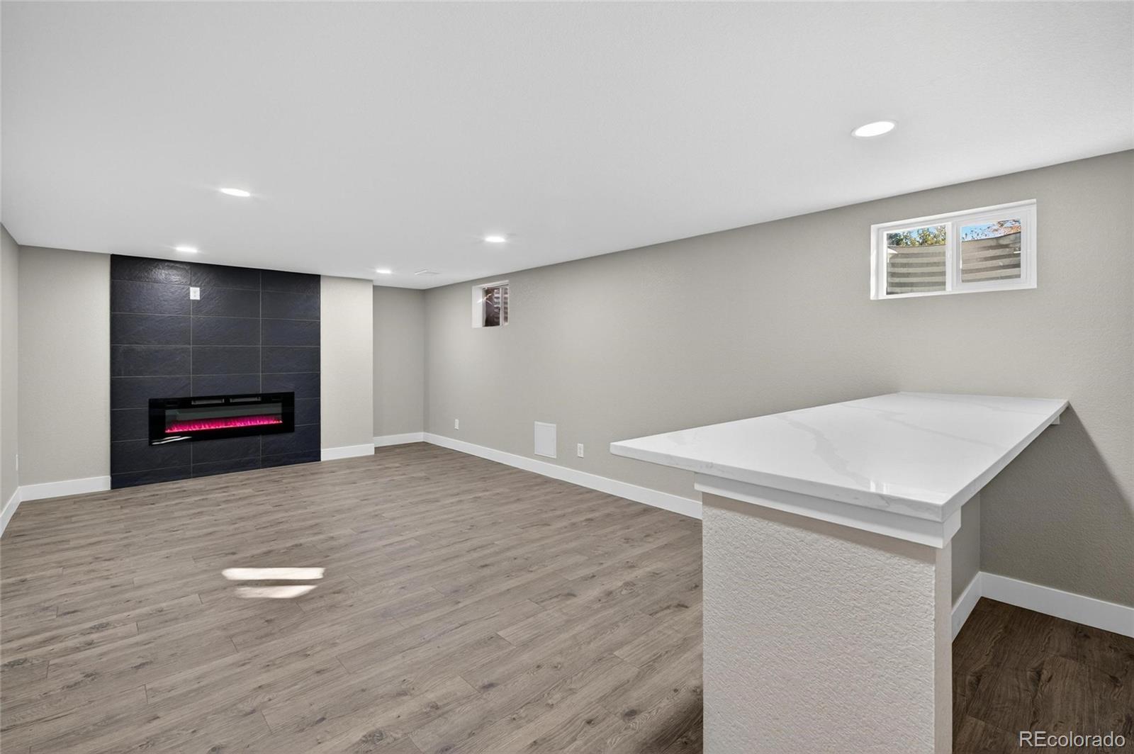 MLS Image #9 for 8329 e kenyon avenue,denver, Colorado