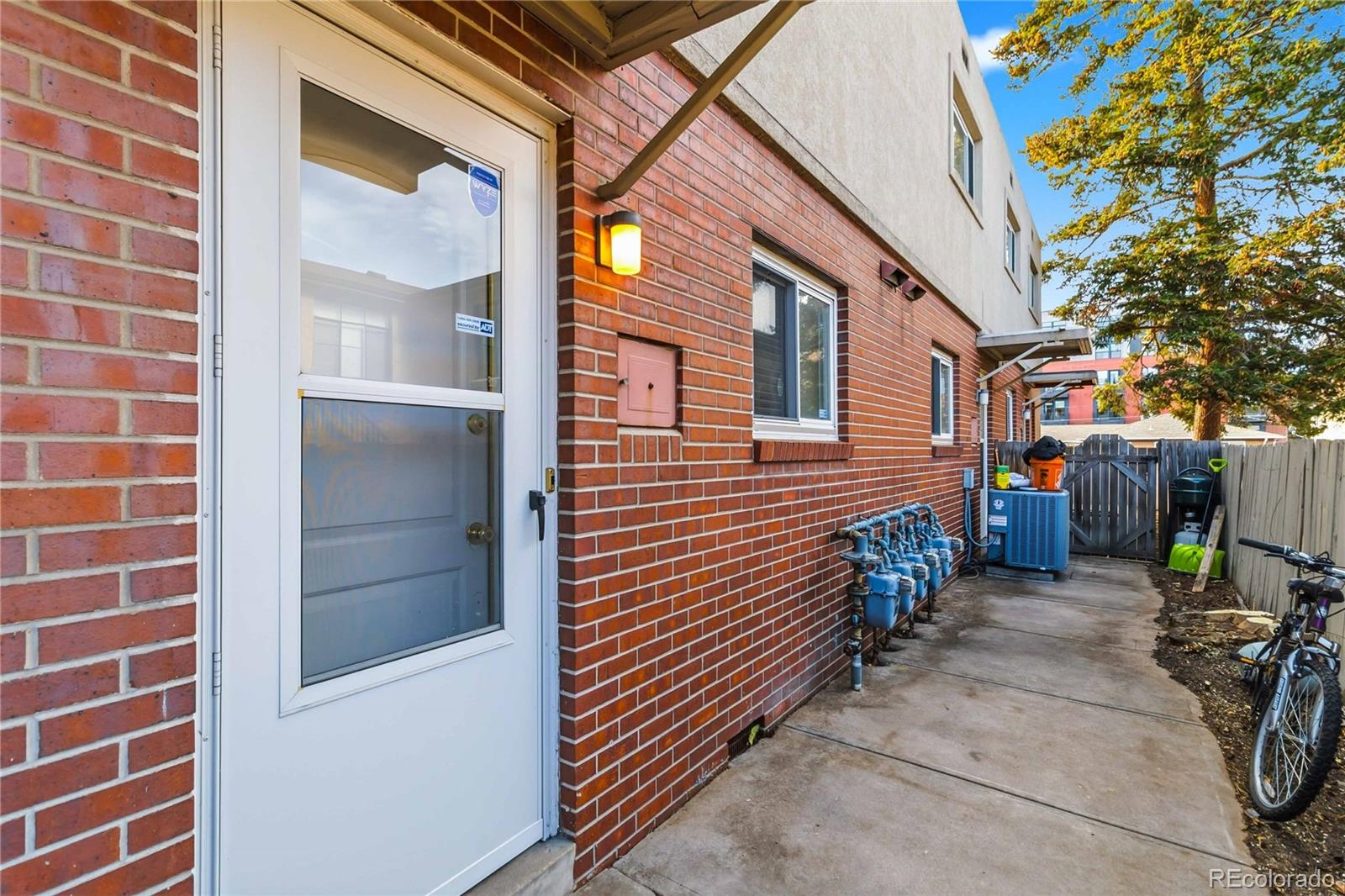 MLS Image #22 for 2356 s race street,denver, Colorado