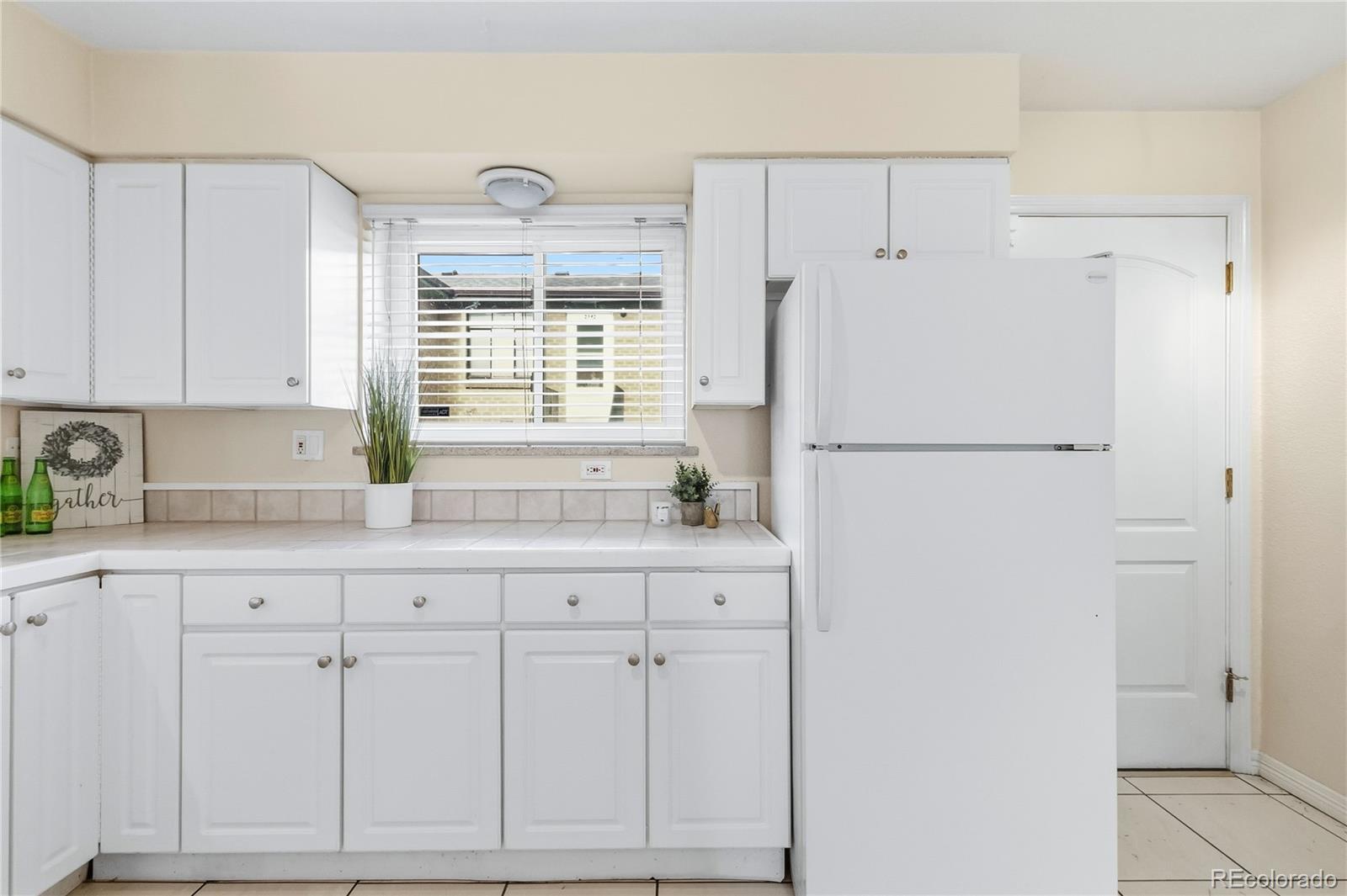 MLS Image #7 for 2356 s race street,denver, Colorado
