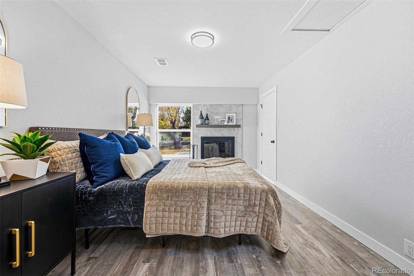 MLS Image #20 for 4801 e bates avenue,denver, Colorado