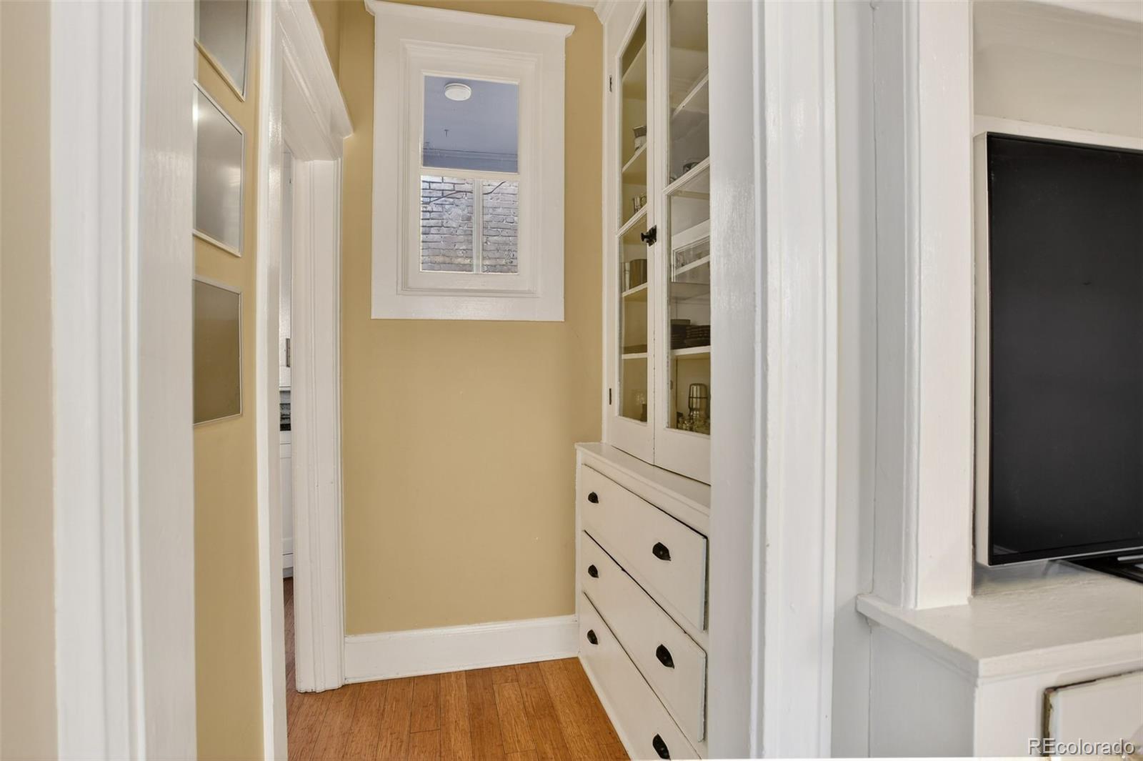 MLS Image #12 for 1161  elizabeth street,denver, Colorado