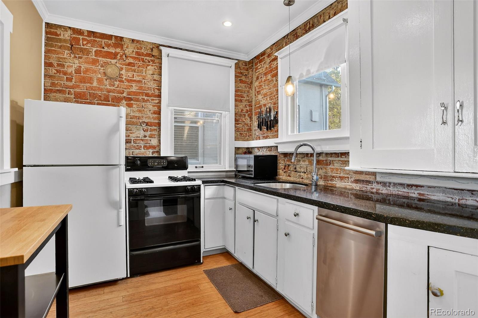 MLS Image #13 for 1161  elizabeth street,denver, Colorado