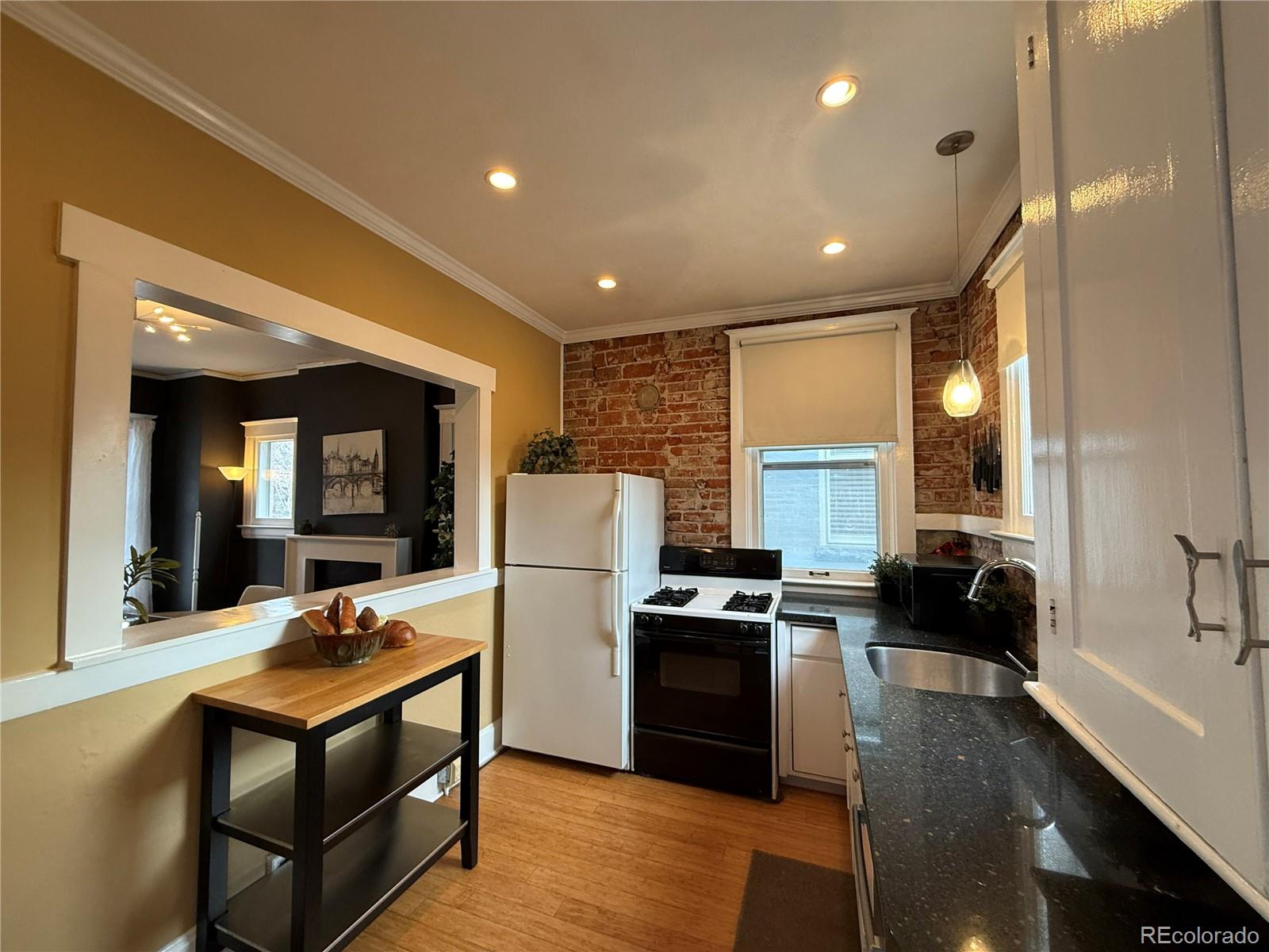 MLS Image #14 for 1161  elizabeth street,denver, Colorado