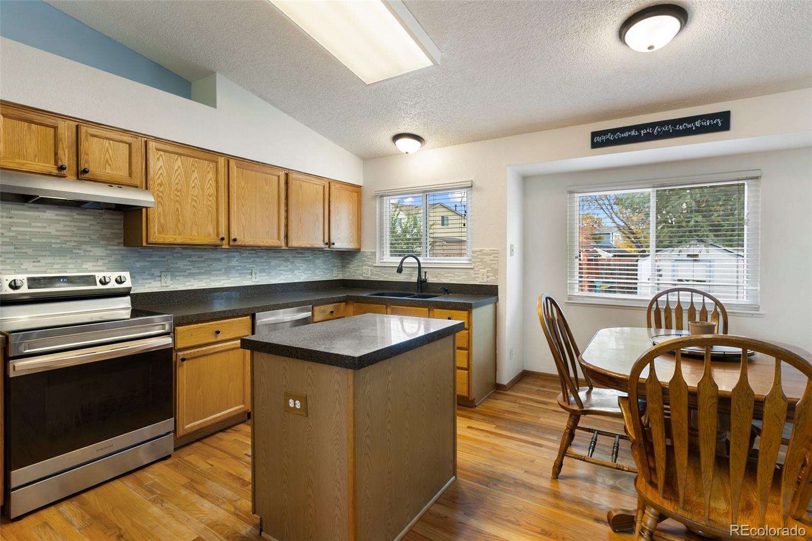 MLS Image #8 for 5933  fossil drive,colorado springs, Colorado