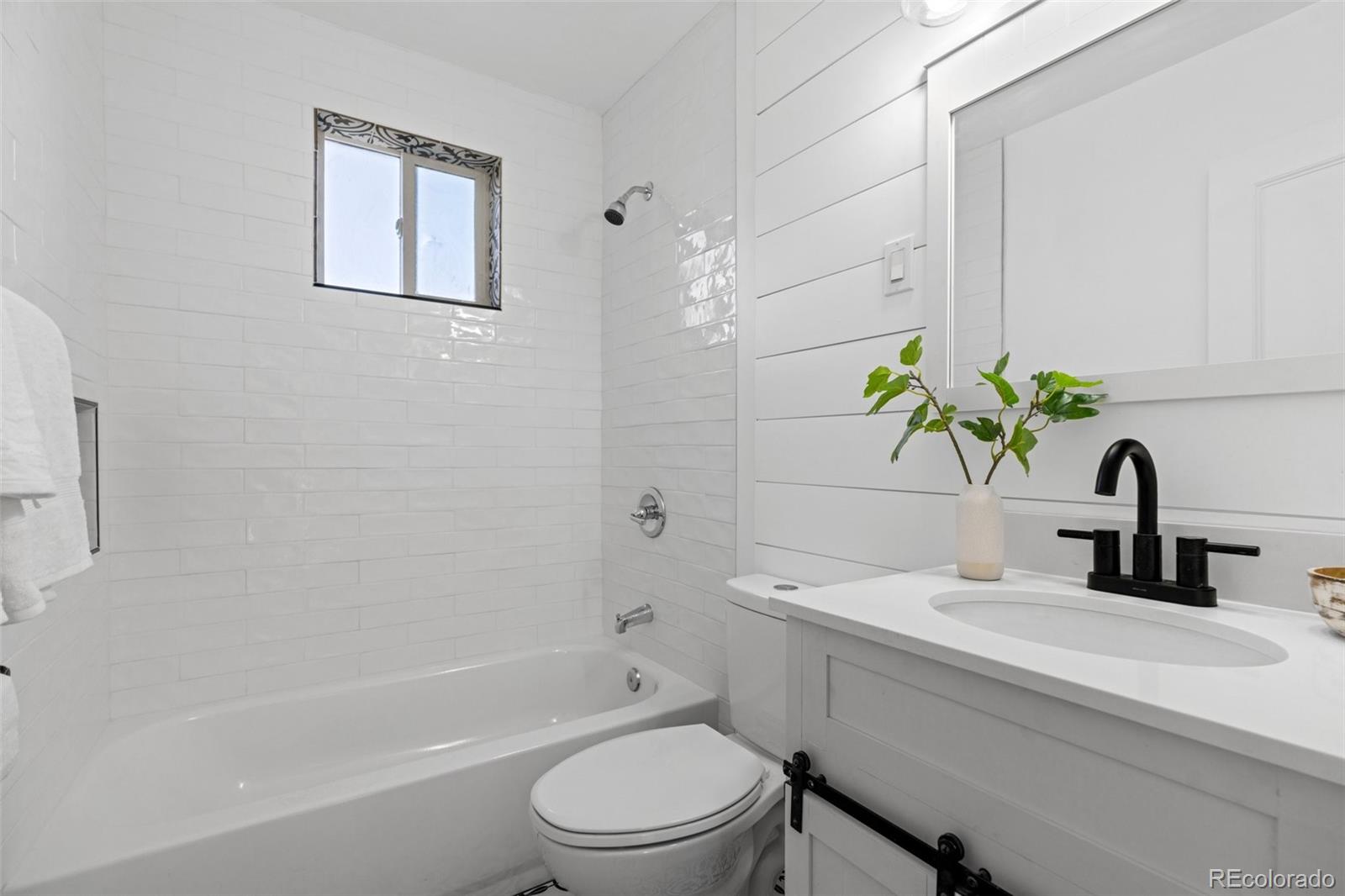 MLS Image #15 for 1375  rosemary street,denver, Colorado