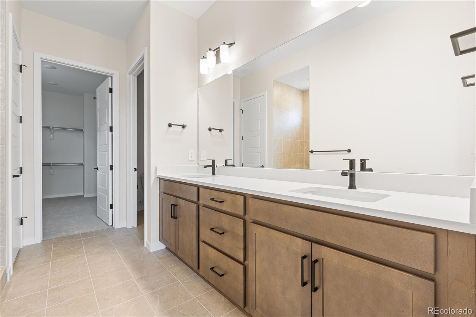 MLS Image #13 for 22057 e rockinghorse parkway,aurora, Colorado