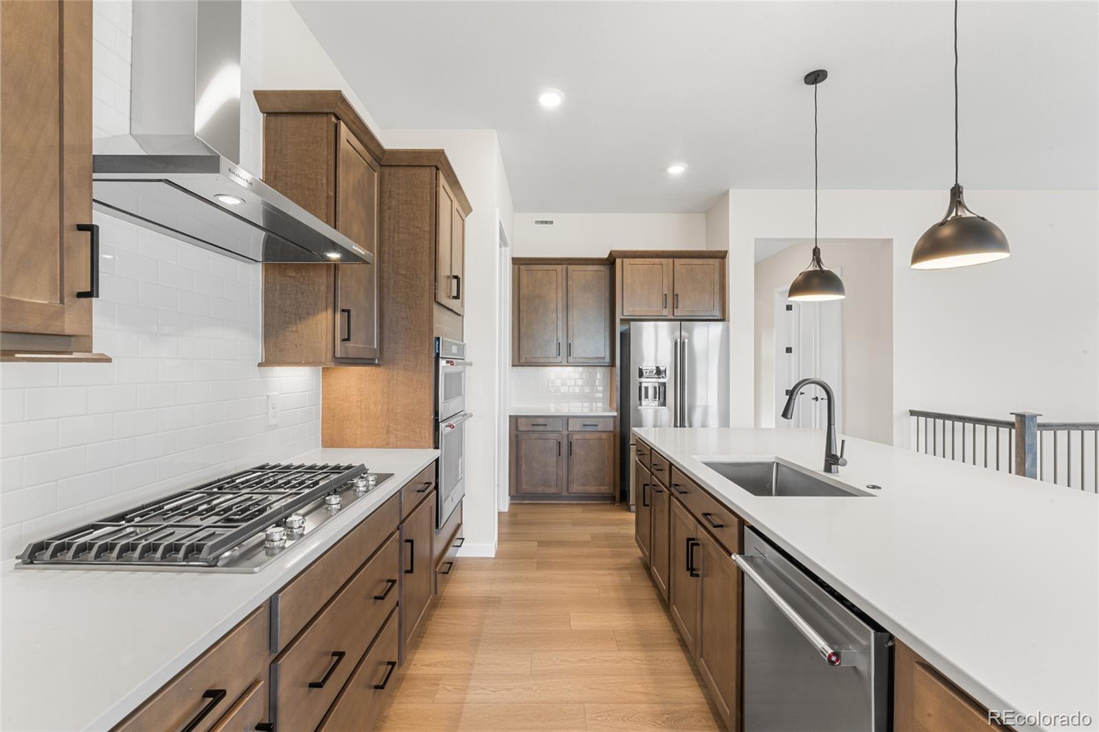 MLS Image #7 for 22057 e rockinghorse parkway,aurora, Colorado