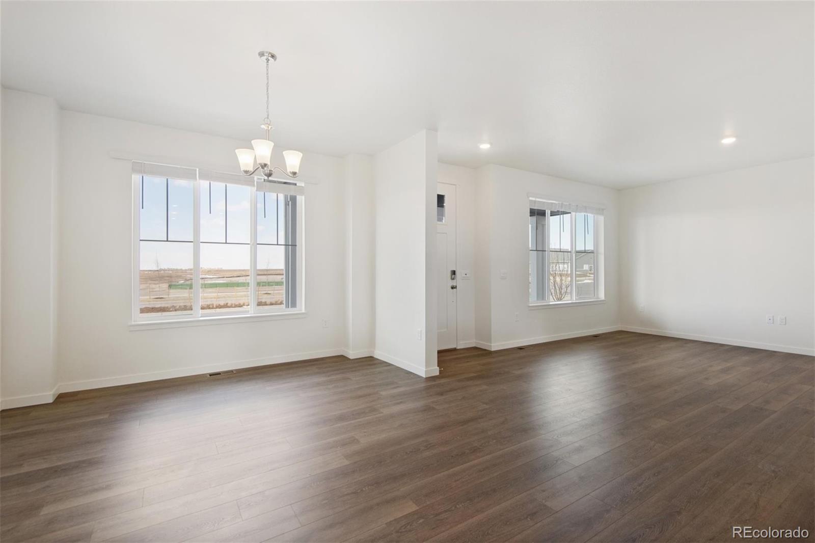 MLS Image #4 for 28680 e 8th place,watkins, Colorado