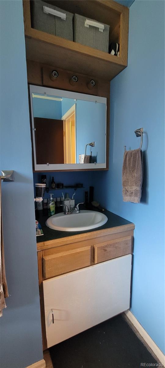 MLS Image #8 for 2490  lewis street,lakewood, Colorado