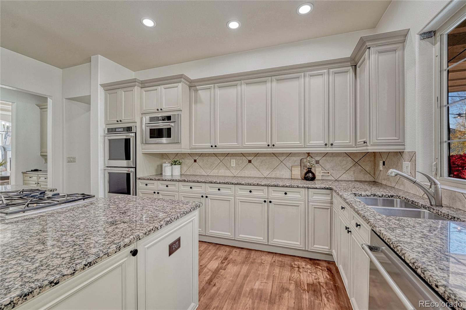 MLS Image #13 for 9535  silent hills lane,lone tree, Colorado
