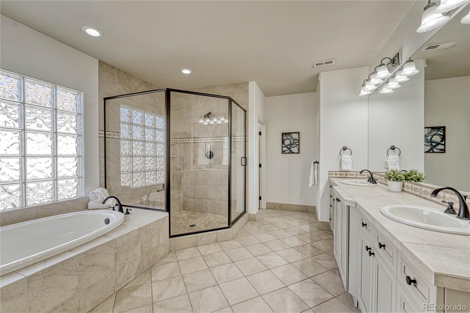 MLS Image #26 for 9535  silent hills lane,lone tree, Colorado