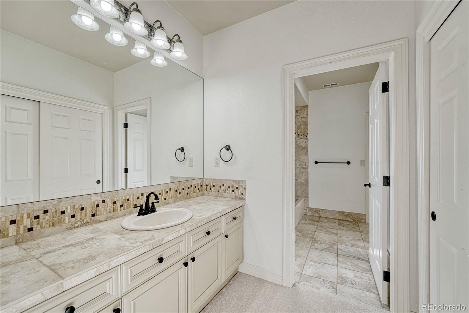 MLS Image #36 for 9535  silent hills lane,lone tree, Colorado